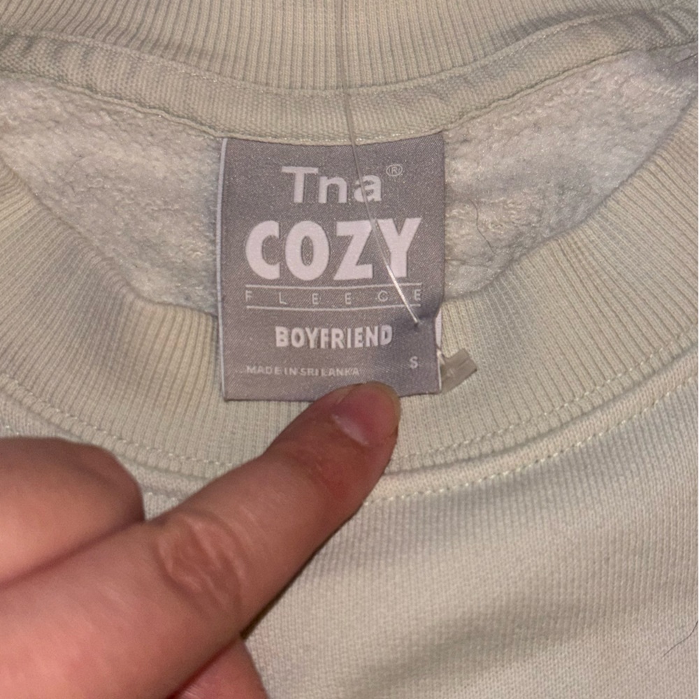 Tna cozy boyfriend light green sweatshirt - Picture 2 of 4